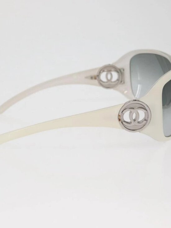 CHANEL Sunglasses plastic White CC Auth 162589 main image 6